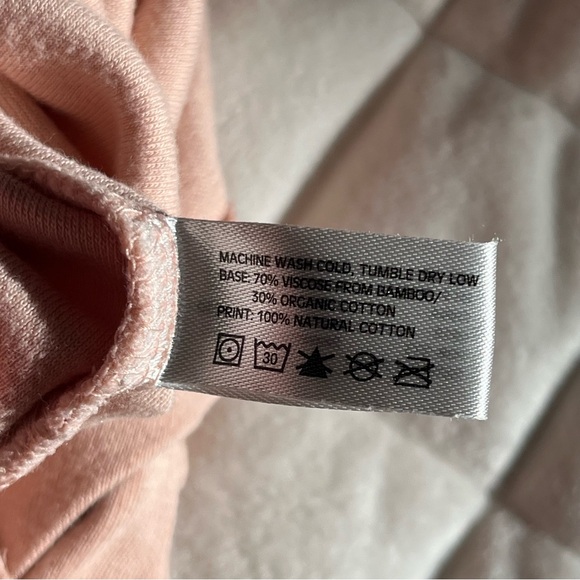 Goumi Rose Long Sleeve sleeper gown baby girl size newborn - Picture 9 of 9